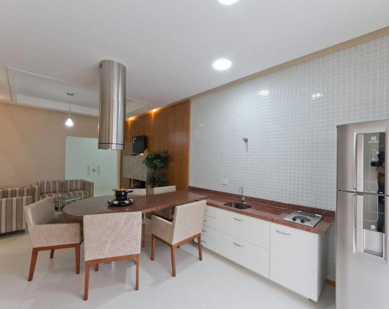 Alto Padrao! Shop. Estacao. Piscina, Sauna, Academia. Novo! Curitiba Luaran gambar